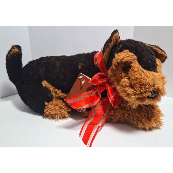 1989 VINTAGE APPLAUSE AVANTI LIMITED COLLECTION 3362/6000 AIREDALE TERRIER PLUSH - Picture 1 of 10